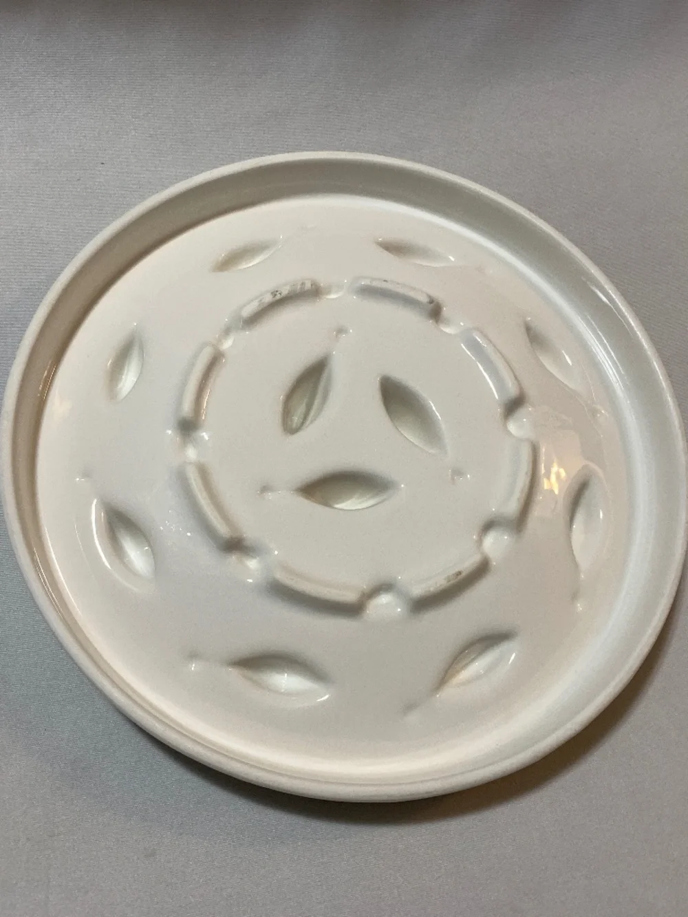 White Ceramic Pet Slow Feeder Bowl, Measures 8.5'' Wide
